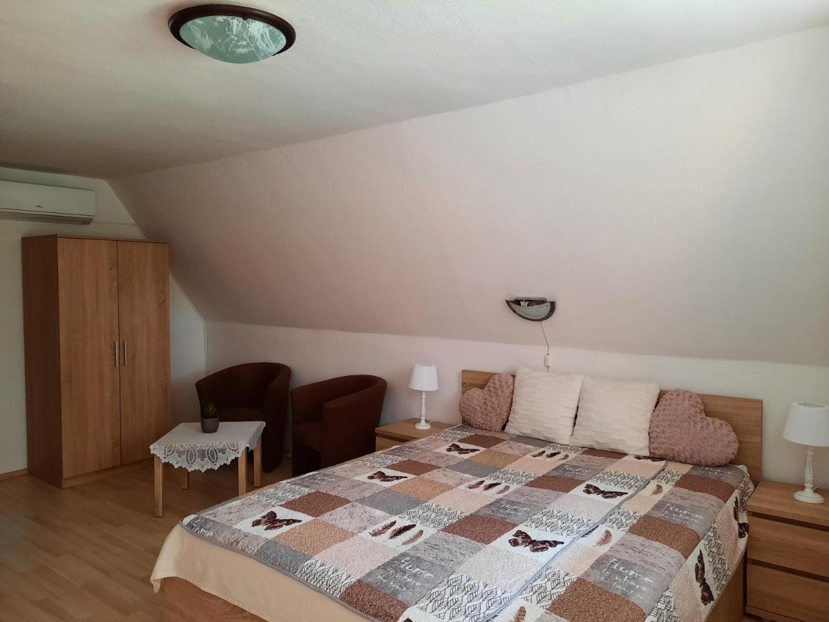 Dora Apartmanhaz Zalakaros Exterior foto